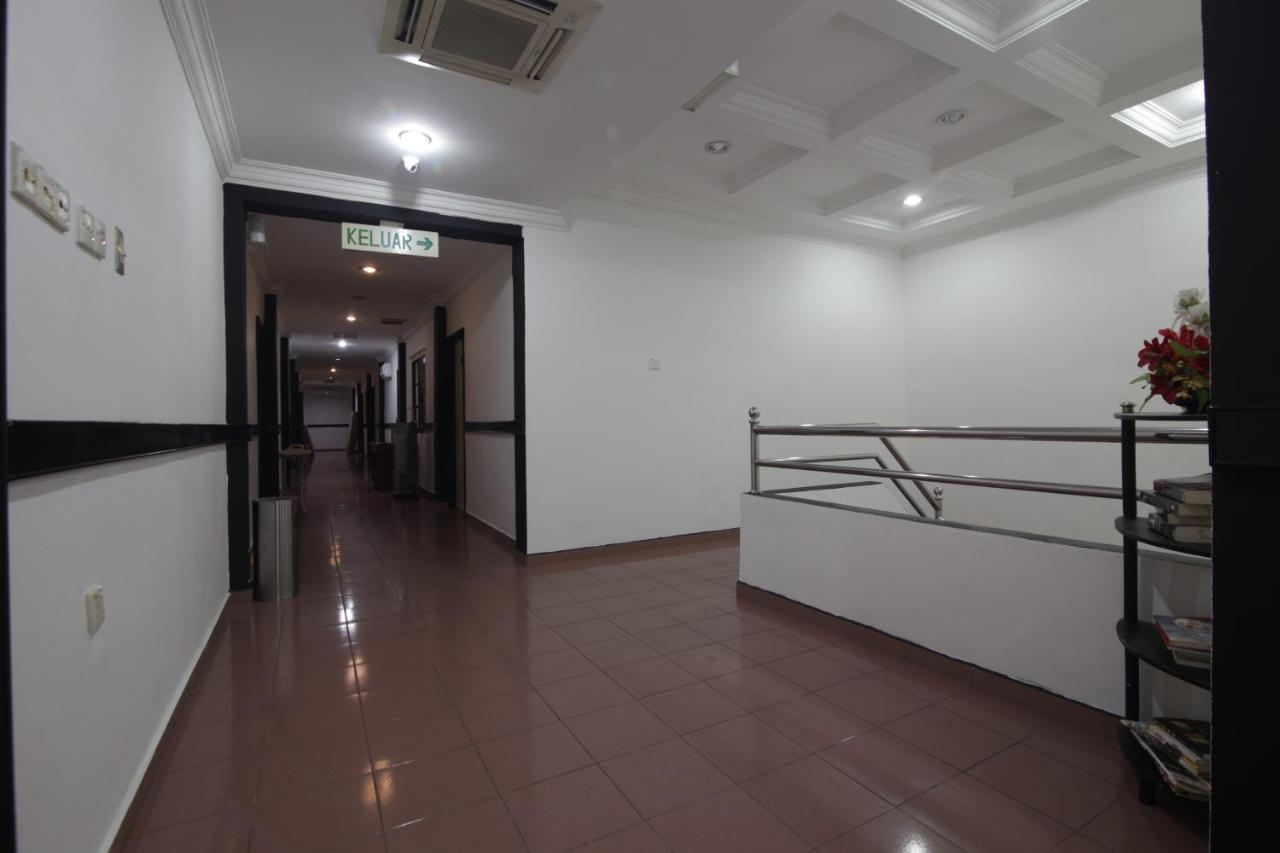 G City Hotel Teluk Intan Exterior photo
